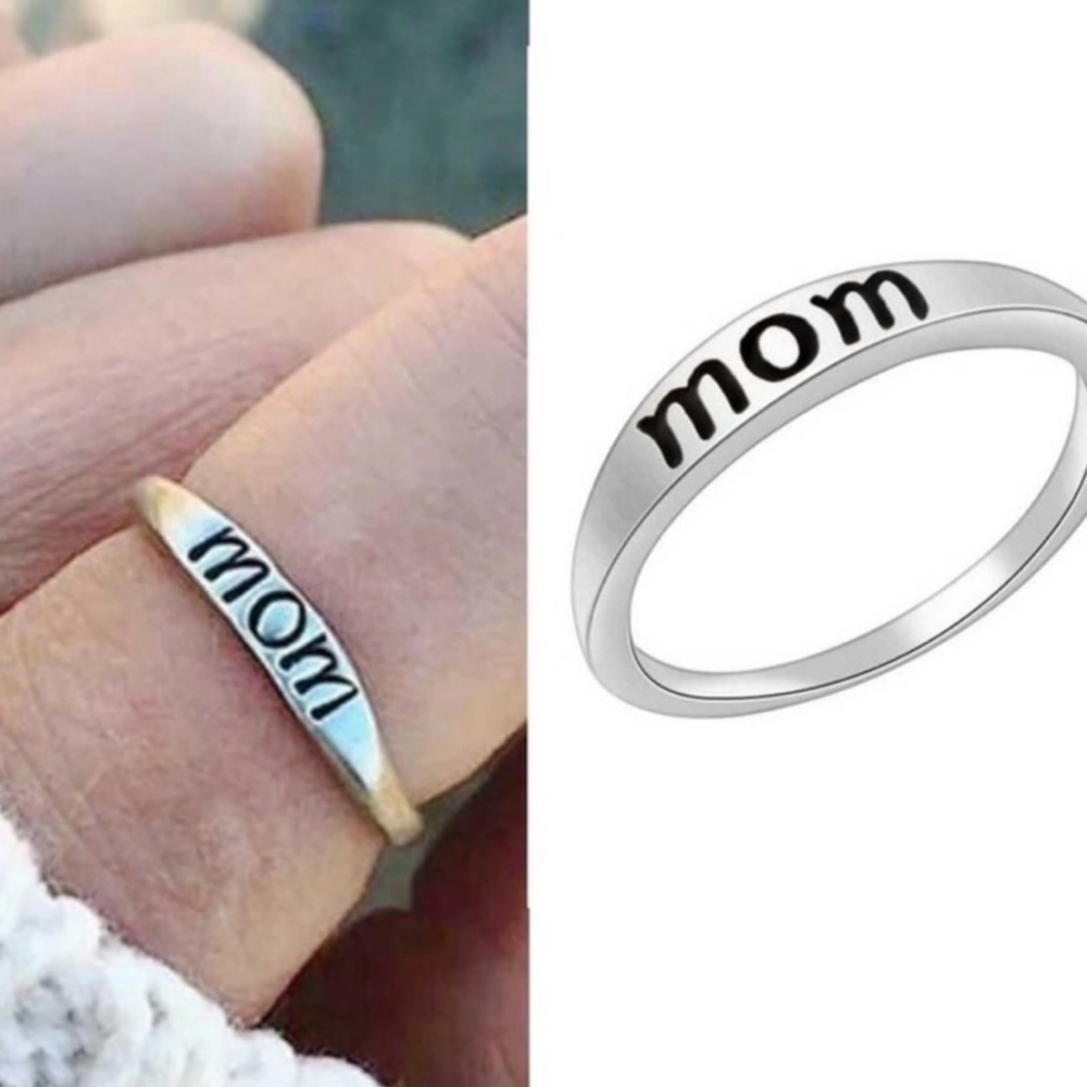 Silver Ring with ‘Mom’ Engraving